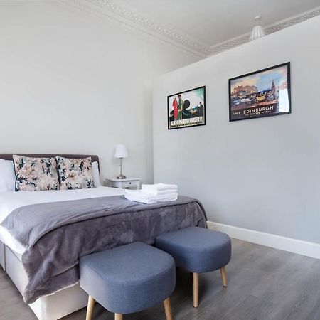 Modern Studio Apartment In Prime Central Location Edimburgo Exterior foto